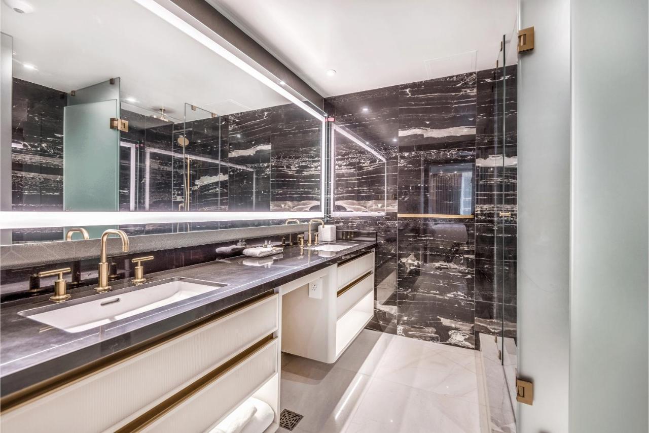 Azur Legacy Collection Hotel Ванкувер Экстерьер фото