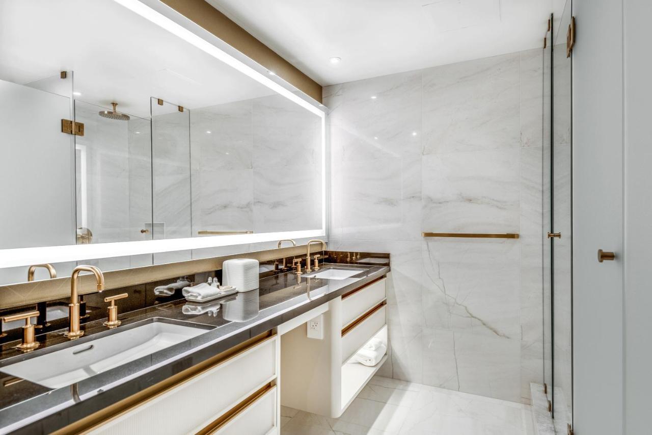 Azur Legacy Collection Hotel Ванкувер Экстерьер фото