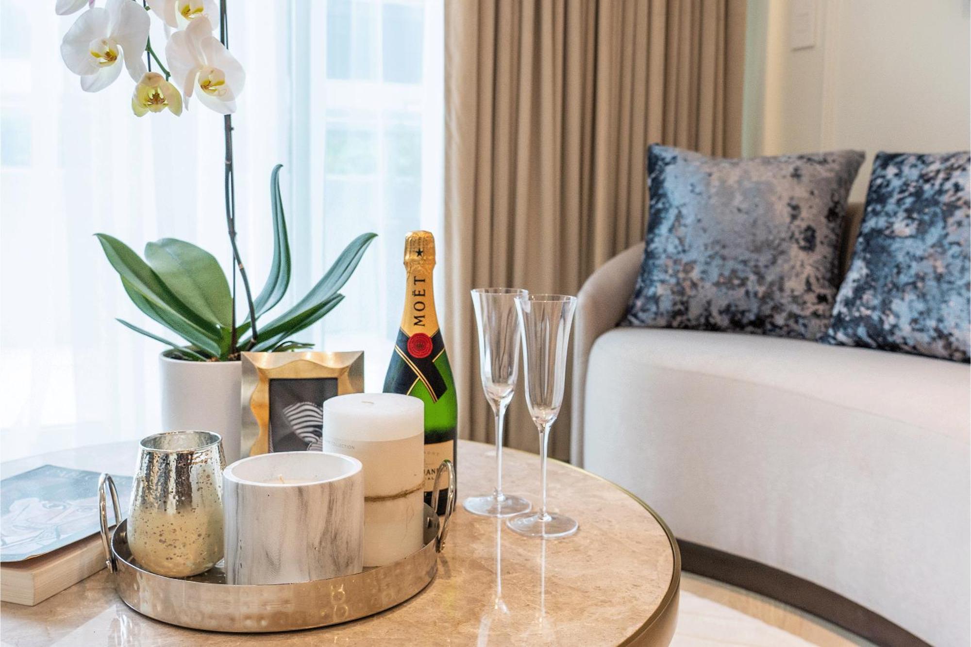 Azur Legacy Collection Hotel Ванкувер Экстерьер фото
