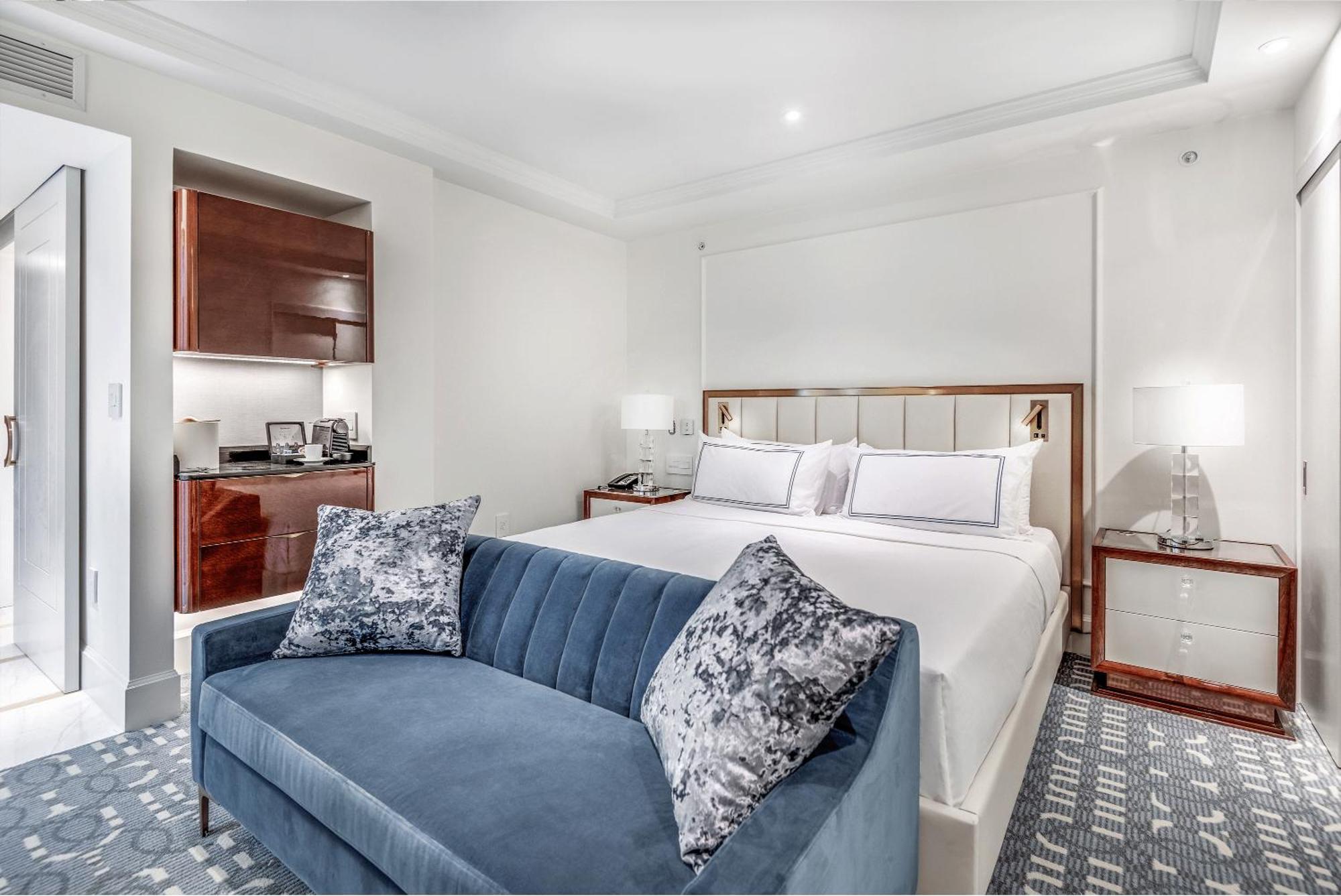 Azur Legacy Collection Hotel Ванкувер Экстерьер фото