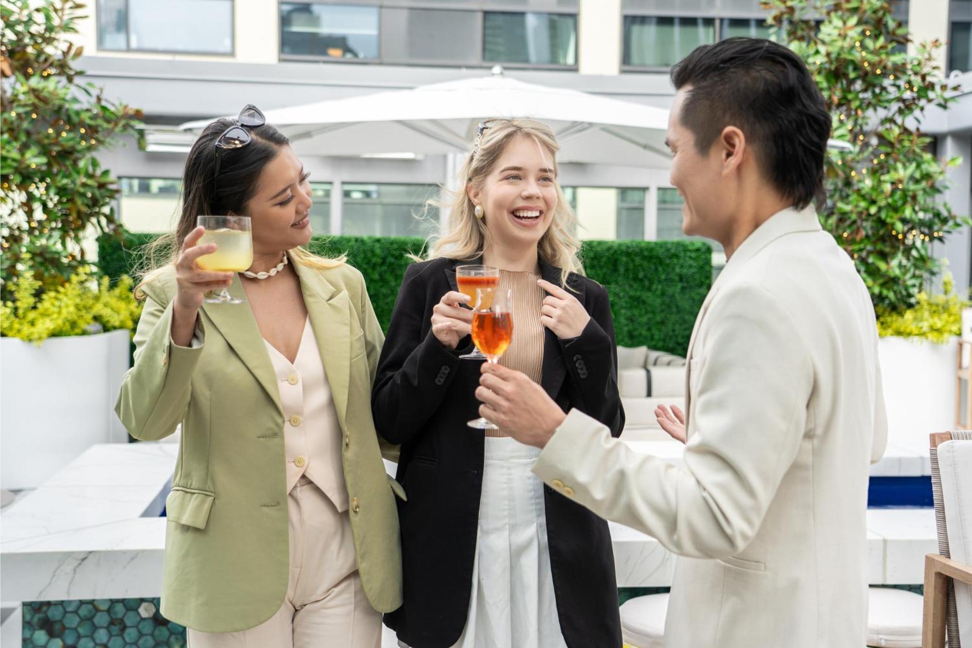Azur Legacy Collection Hotel Ванкувер Экстерьер фото